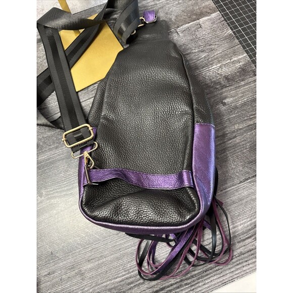 Darlington Leather Crossbody Hobo Bag - Picture 6 of 6